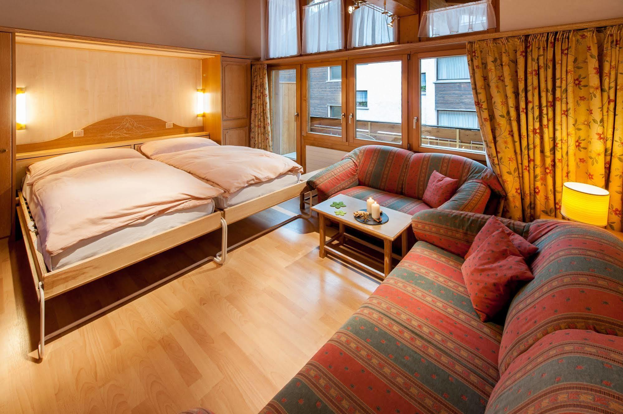 Appartements Zermatt Paradies Exteriör bild